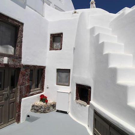 Astrea Suites "Ostria Cave Villa-Outdoor Jacuzzi" Ia Exterior foto