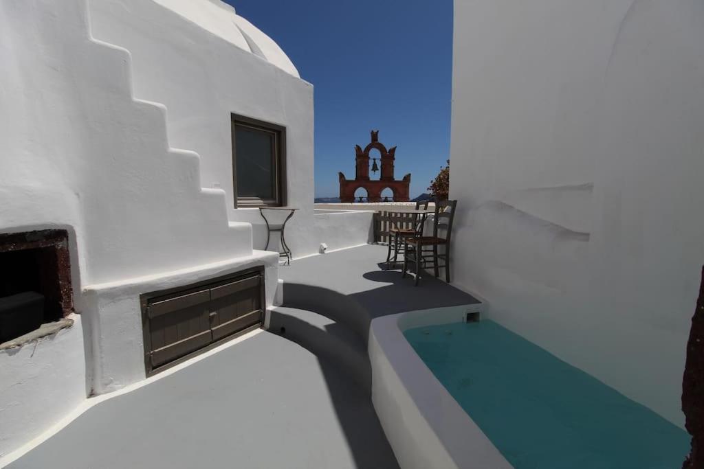 Astrea Suites "Ostria Cave Villa-Outdoor Jacuzzi" Ia Exterior foto